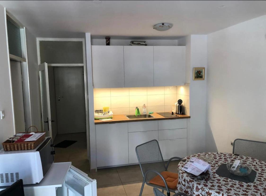 Sara Apartment Punta Omis Near Sandy Beach Omiš Exterior foto