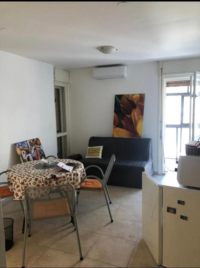Sara Apartment Punta Omis Near Sandy Beach Omiš Exterior foto